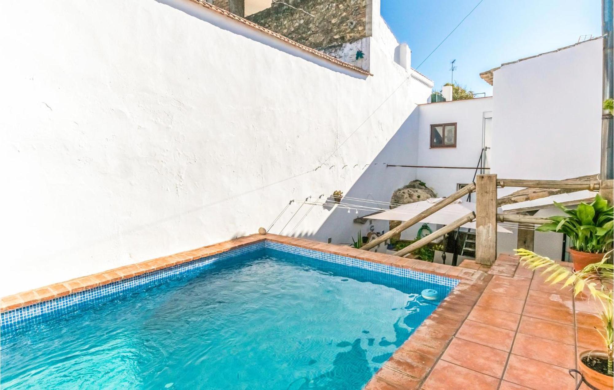 Pet Friendly Home In Hornachuelos With Kitchen Luaran gambar